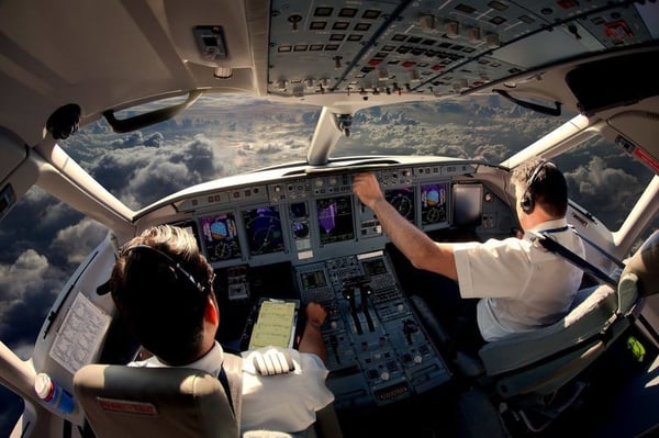 airline pilots - reducing stress levels