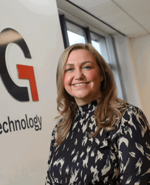 sarah-howell-367x450